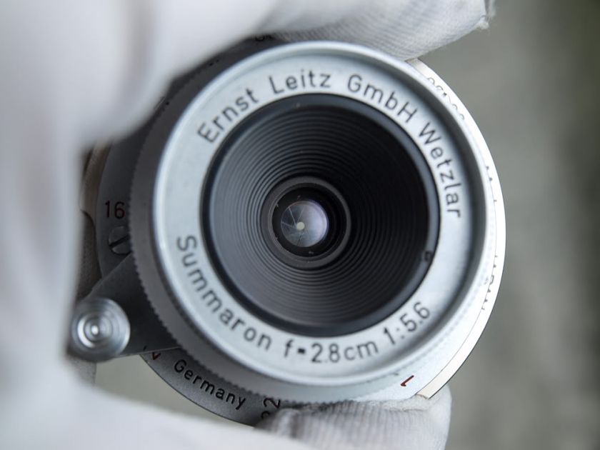 Leica Summaron 28mm f/5.6 28/5.6 /w RARE HOOD Red Scale  